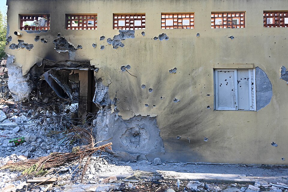 File:Gaza envelope after coordinated surprise offensive on Israel, October 2023 (KBG GPO05).jpg